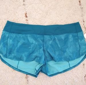 Lululemon Speed Up short